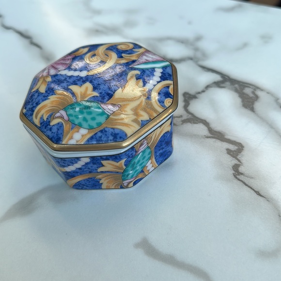 Vintage Porcelain Otagiri Kimiko Ikeda Japan Seashell Print Lidded Trinket Box - Picture 3 of 5